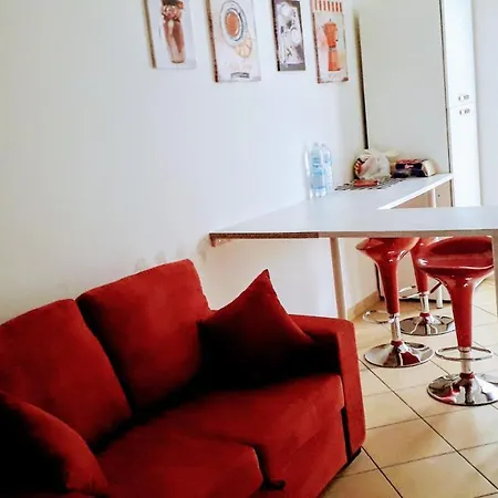 Hillary E Vale Guest house *