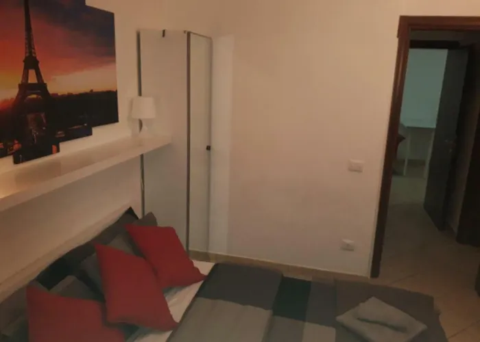 Pensión Hillary E Vale Roma