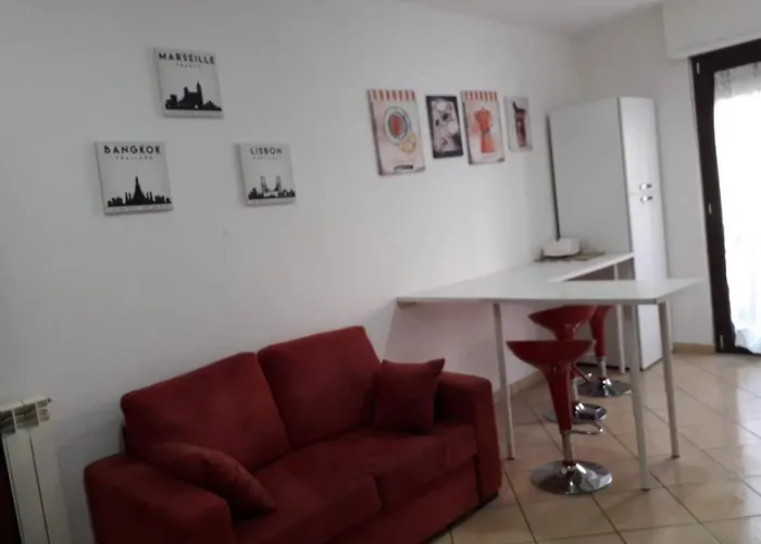 招待所 Hillary E Vale 罗马