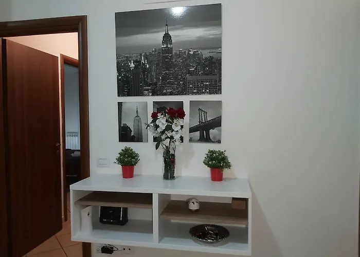 Pensión Hillary E Vale *