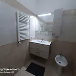 Vendégház Hillary E Vale